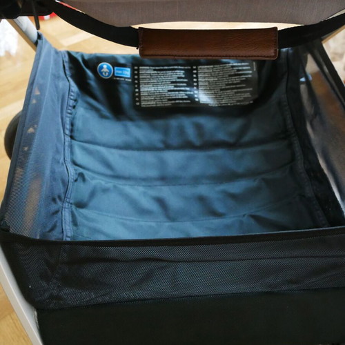 Nuna Triv stroller Frost color like new, newborn to 22 kg