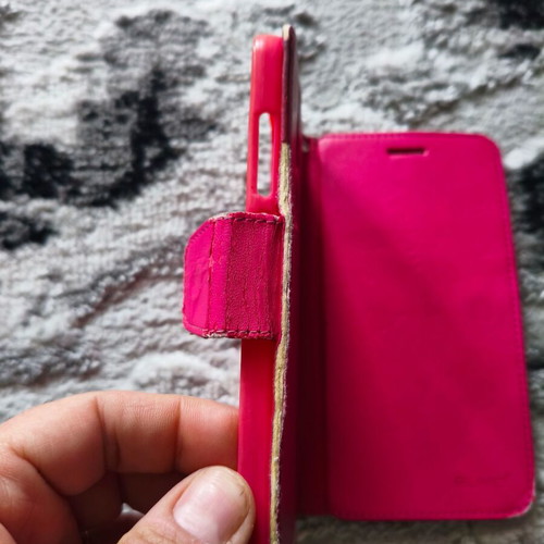 Θήκη κινητού Xiaomi Redmi Note 9 μεταχειρισμένη, τύπου book με μαγνητικό κούμπωμα