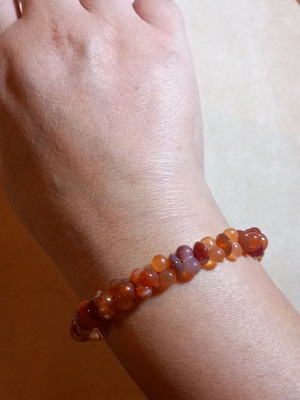 Bracelet with agate stones new, silver clasp