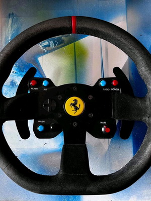 Race simulator σαν καινούργιο πλήρες σετ τιμονιέρας Thrustmaster και MOZA