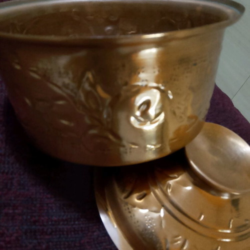 Copper decorative vessel with lid like new, embossed design