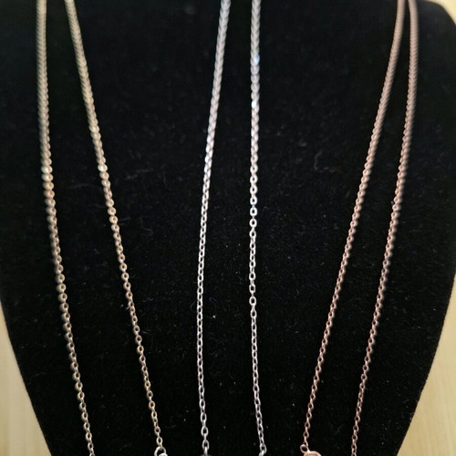 Women's necklaces with infinity symbol like new, 3 colors