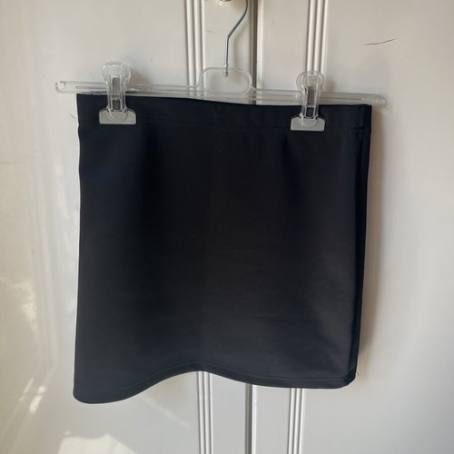Anel black set with crop top and high-waisted skirt like new