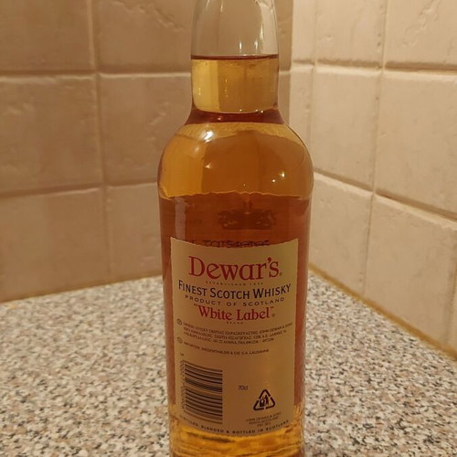 Dewar's White Label collectible whisky 700ml, 40% vol, sealed new