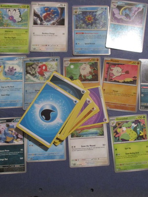 Pokemon Scarlet and Violet cards used, 19 cards + 44 energy cards