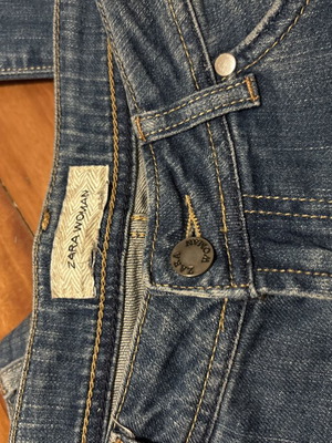 Zara Woman Blue Jeans Medium Bootcut like new