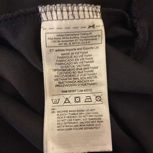 Adidas men's black short sleeve t-shirt like new, original
