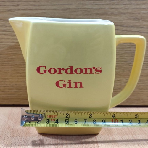 Gordon's Gin ceramic jug like new
