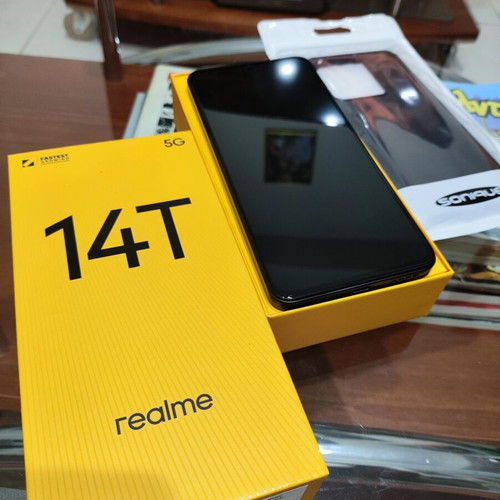 Realme 14 T Dual 5G smartphone 8GB RAM 256GB black, like new
