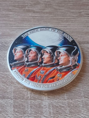 Artemis II 2026 First Crewed Lunar Mission Commemorative Coin new