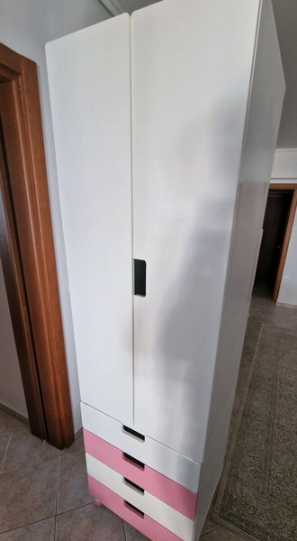 Ντουλάπα και συρταριερα Ikea
