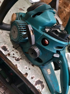 Makita DCS34 used from warehouse cleaning