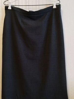 Γυναικεία φούστα Max Mara μεταχειρισμένη, μέγεθος XL, μέση 42 εκ.