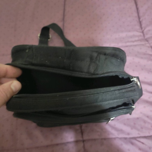 Shoulder bag with handle like new, black Personality