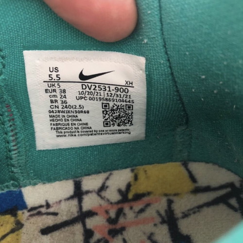 Nike Kyrie Low 5 "Community" sneakers used, women's size 38, turquoise