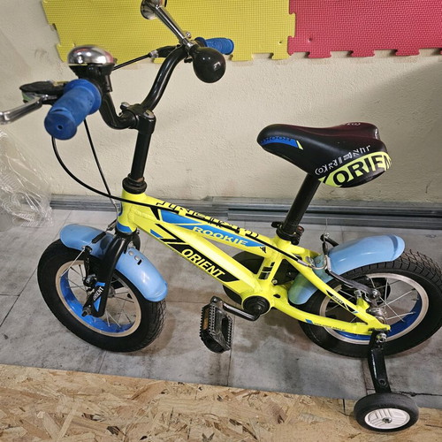 Orient Rookie Kids Bike 12" Like New, Training Wheels Included