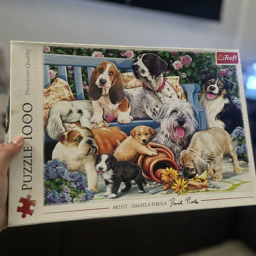 Trefl 1000-piece dog puzzle by Daniela Pirola