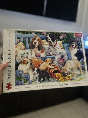 Trefl 1000-piece dog puzzle by Daniela Pirola