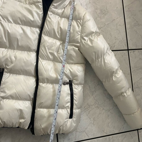 Puffer jacket with hood Small like new, white, warm