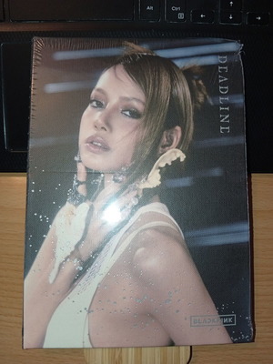 Blackpink Deadline CD Lisa version sealed