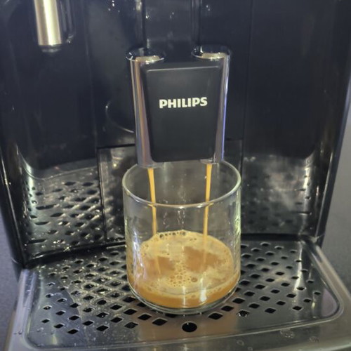 Philips LatteGo 4300 EP4341/50 espresso machine like new