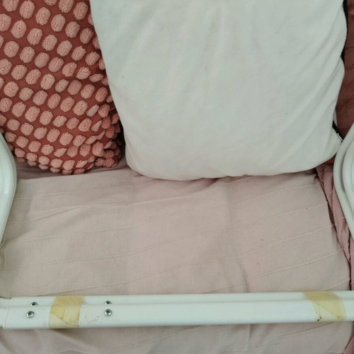 Wall rails for hanging clothes like new, 60cm length, set of 2