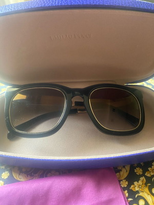 Emilio Pucci vintage sunglasses like new, black with case