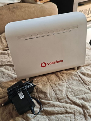 Vodafone ZTE ZXHN H268Q Router ελαφρά μεταχειρισμένο με τροφοδοτικό