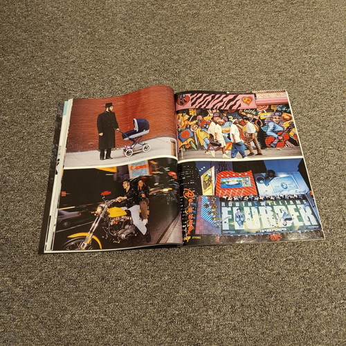 Metro Magazine 27 used with insert and CD