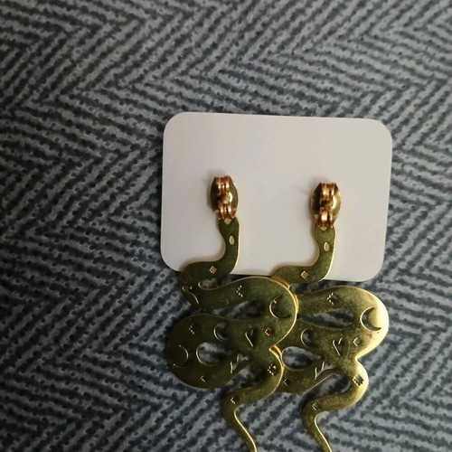 Steel earrings with stone like new, black and gold