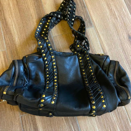 Leather handbag branded 100% like new