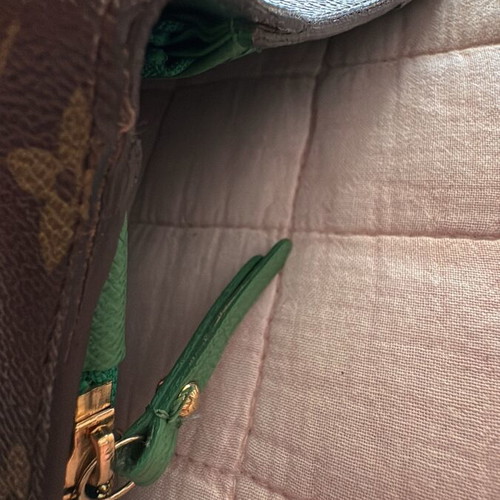 LV wallet like new, green