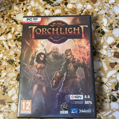 Torchlight for PC like new with accessories