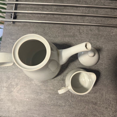 Teapot and creamer set like new, vintage Bulgarian porcelain