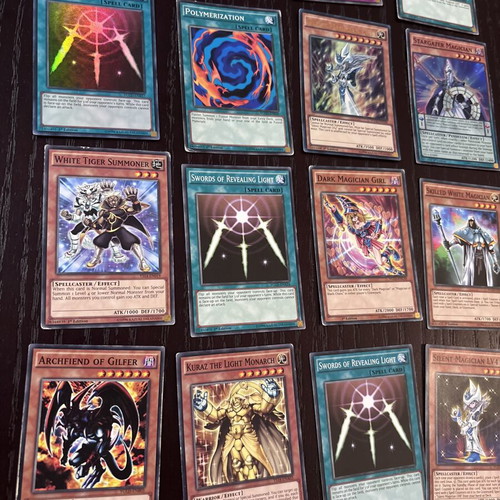 Yu-Gi-Oh Spellcaster Magician card pack