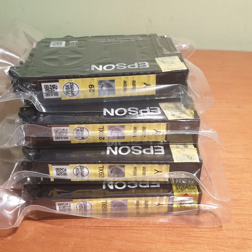 Epson 29XL Ink Set new, 4 colors plus extra yellow, magenta, blue