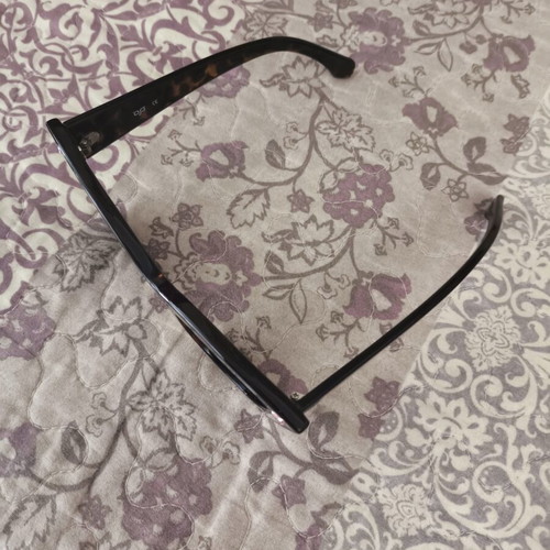 OJO Leopard Sunglasses with Pink Diamonds