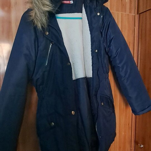 Energiers girl's parka with fur trim hood like new, blue
