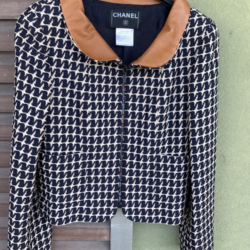 Chanel jacket as new, size 38 fit S-M, multicolor
