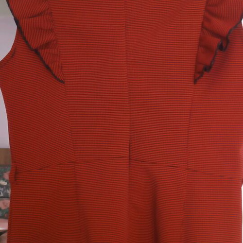 Vintage red fitted dress like new, petit check pattern