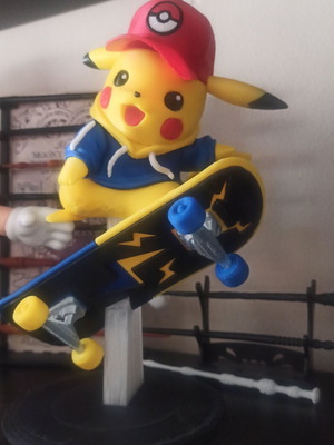 Pikachu Skater 3D figure new, 20 cm