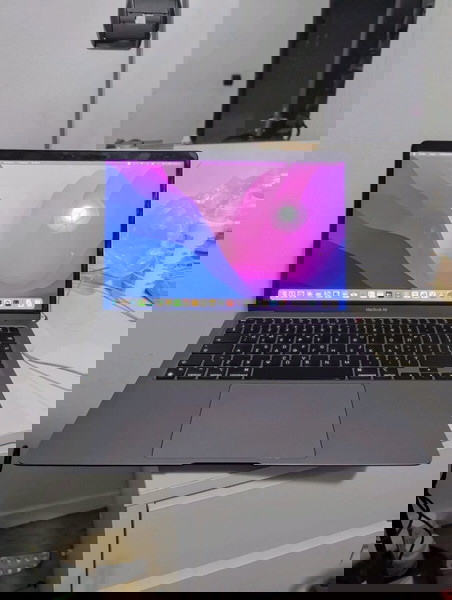 MacBook Air M1 (2020) 8GB