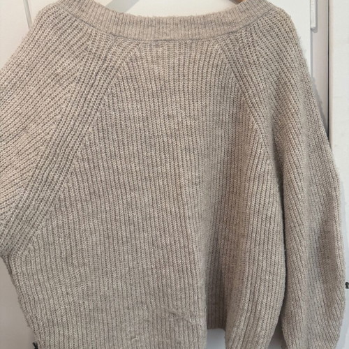 Pull & Bear lilac woolen sweater, size M