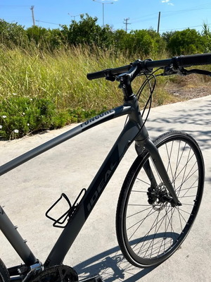 Ideal Funcore Medium 53 cm city bike like new, disc brakes, Shimano gears