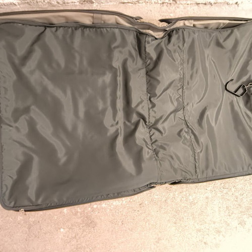 Samsonite suitcase for suits and dresses like new, fabric, khaki