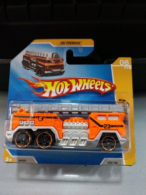 Hot Wheels Premiere 5 Alarm like new