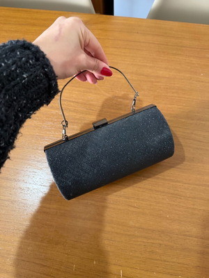Clutch black like new with rhinestones and original design