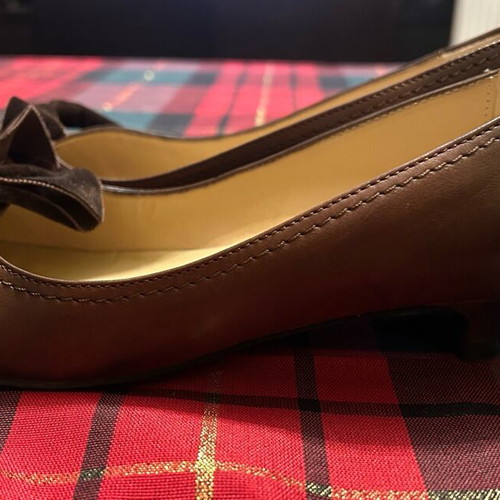 Haralas brown low heel pumps new, size 38.5