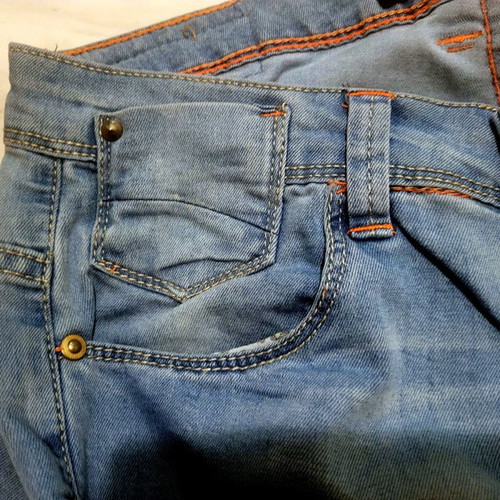 Alcott women's jeans like new, size 26, light blue stretch