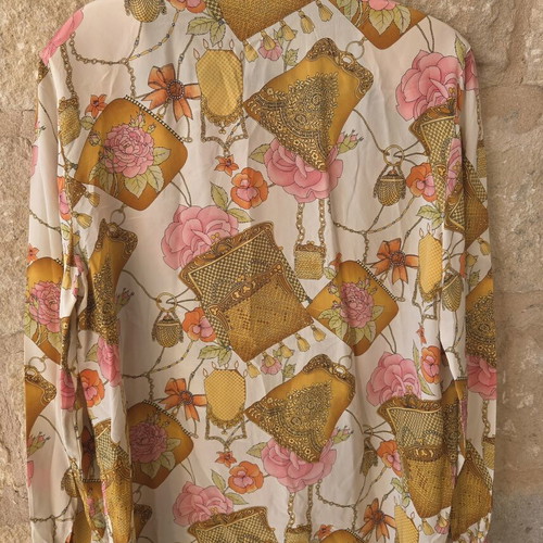 Vintage Exit Shops 100% Silk Blouse like new, colorful baroque print
